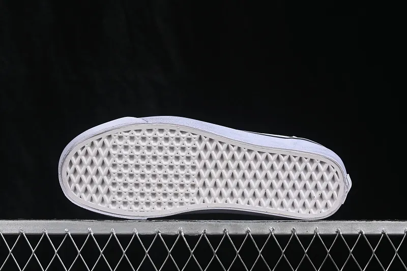 All categories Vans Vans series Vans Low Vans Low Vans Old Skool Vans low-top casual skateboard shoes VN000E8VCCZ
